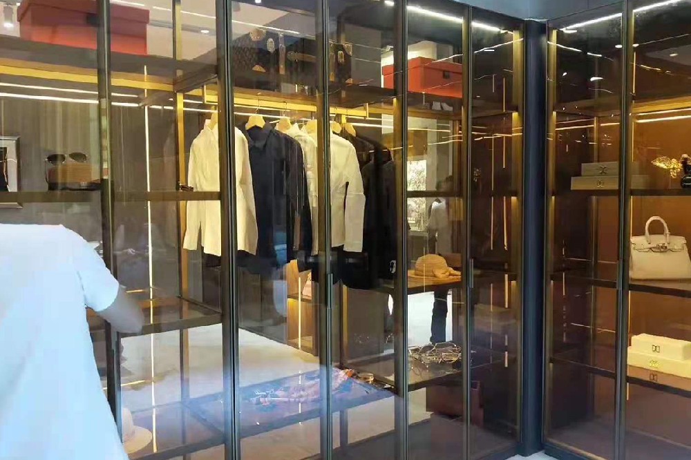 衣帽间